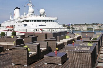 Hotel M�venpick Amsterdam City Center