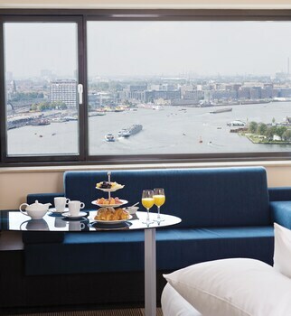 Hotel M�venpick Amsterdam City Center