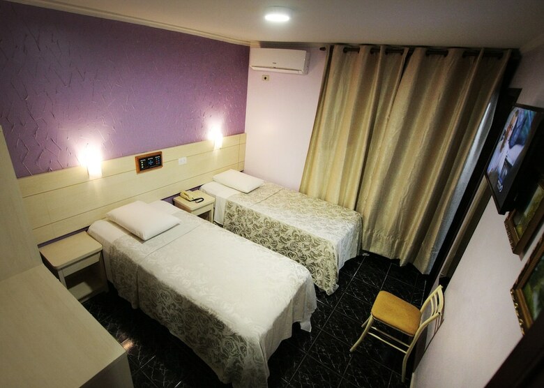 Hotel Tr�s Fronteiras