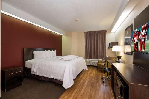 Motel 6 Bentonville