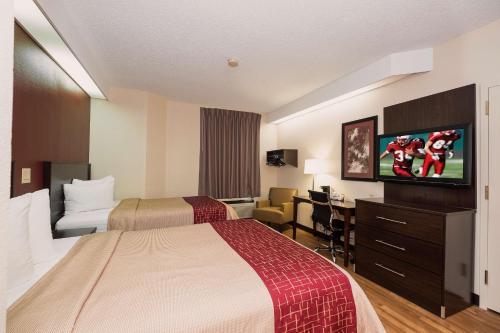 Motel 6 Bentonville