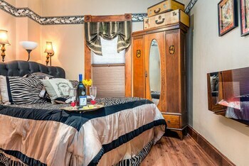 Bed & Breakfast Heart Of The Hills Inn