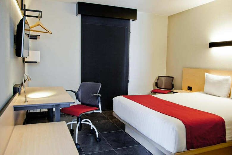 Hotel City Express La Paz