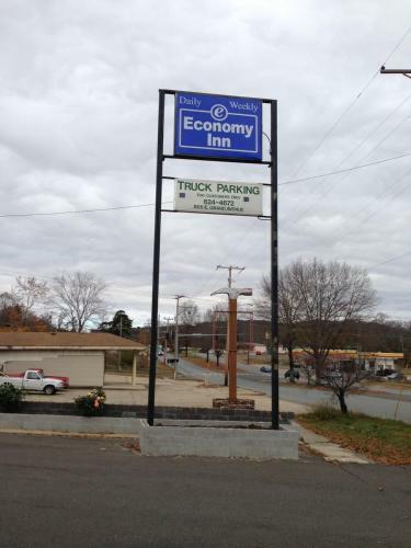 Motel Economy Inn Hot Springs