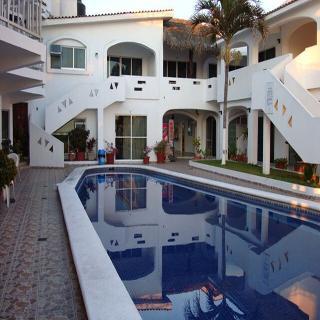 Hotel Concierge Inn Santa Cecilia