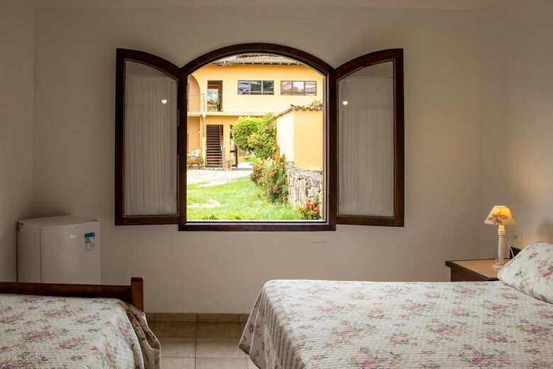 Hostal Pousada Casa Amarela