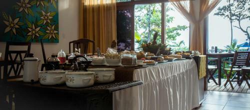Hostal Porto Dos Casais Guest House Itacar�