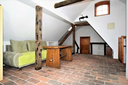 Travel Hostel