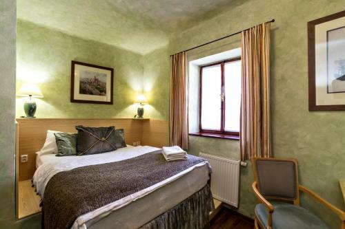Hostal Pension U Hada