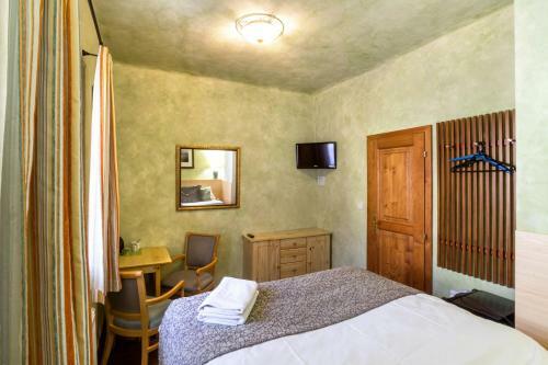 Hostal Pension U Hada