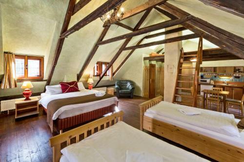 Hostal Pension U Hada
