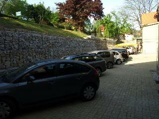 Hostal Pension Amadeus & Apartments