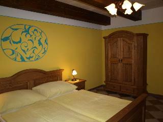 Hostal Pension Amadeus & Apartments