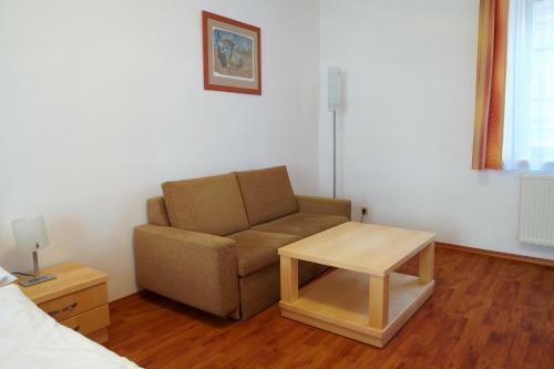 Hostal Penzion Na Ostrov?