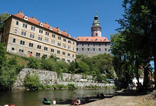 Hostal Penzion Na Ostrov?
