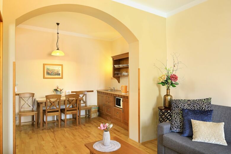 Castle View Apartments