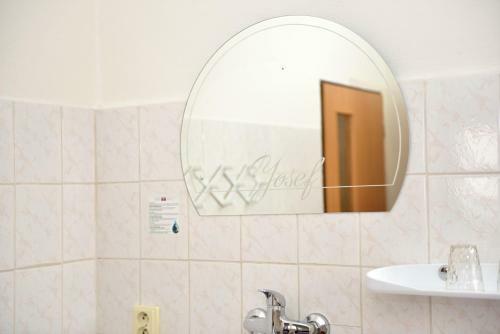 Hostal Lazensky Pension Josef