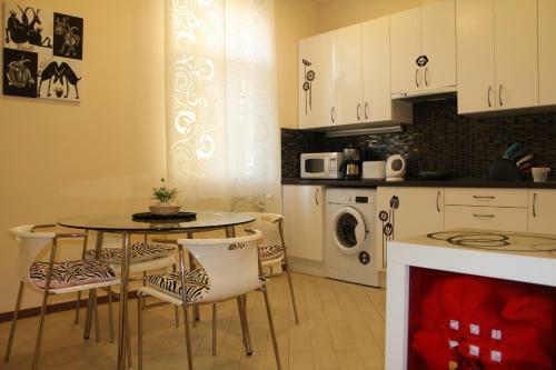 Jurincom Apartments