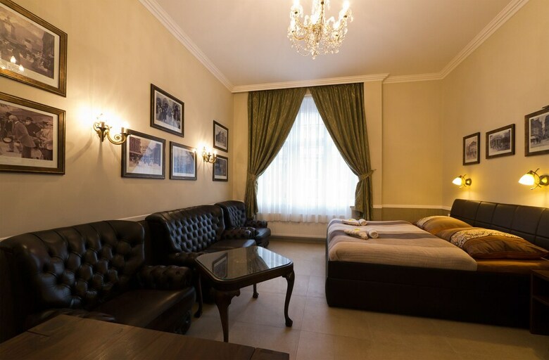 Apartment - Karla Capka Street