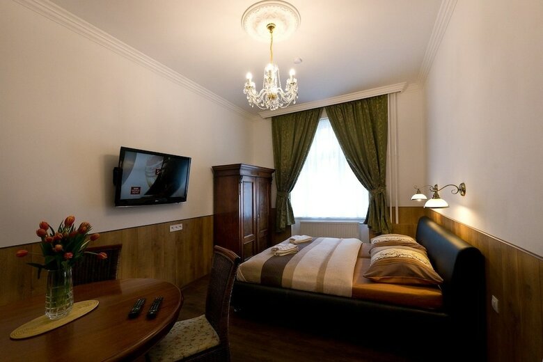 Apartment - Karla Capka Street