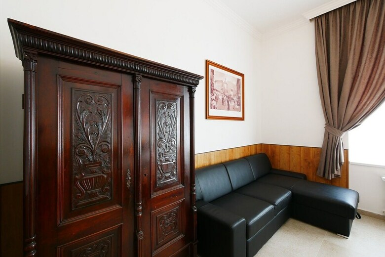 Apartment - Karla Capka Street