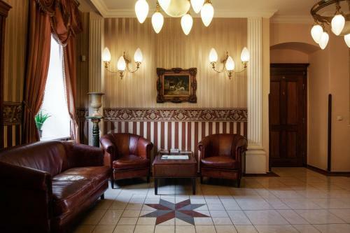 L�ze?sk� Hotel Moskevsk� Dv?r