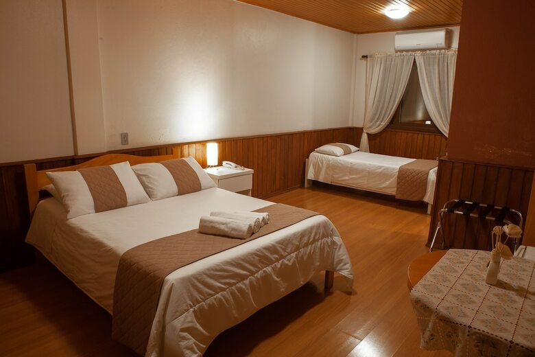 Hostal Encantos De Gramado