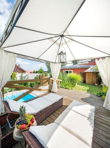 Pytloun Travel Hotel