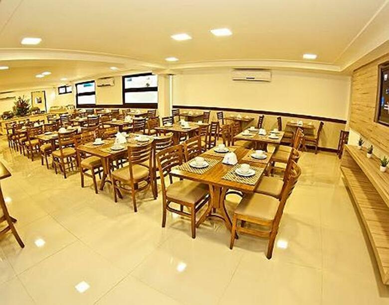 Hotel Corais De Tambau
