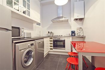 Apartamentos Gran Via Bassols