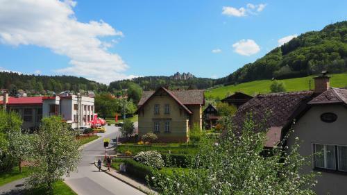 Hostal Holiday House Mal� Sk�la