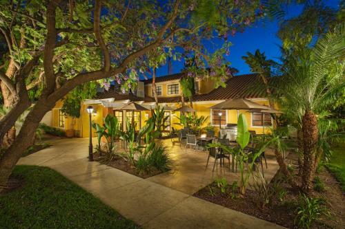 Hotel Residence Inn Anaheim Maingate