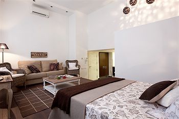 Gracia Bas Apartments Barcelona