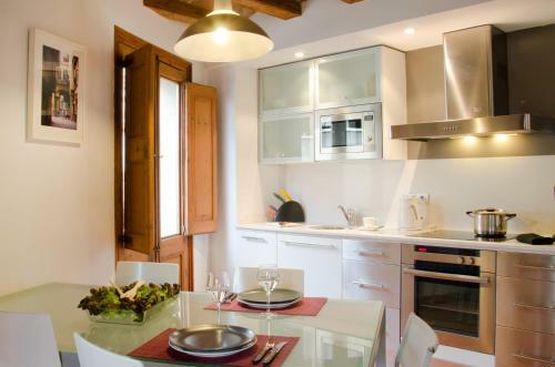 Ripoll Apartments