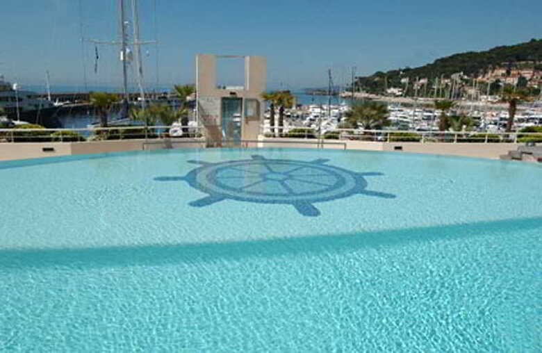 Hotel Residence Quai Des Princes
