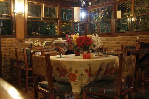 Hostal Pousada L� Na Magia