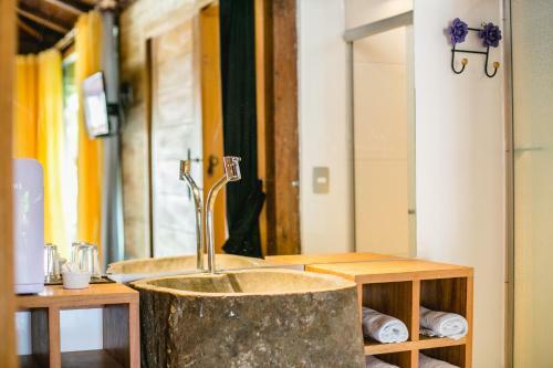 Hostal Legian Villa Hotel