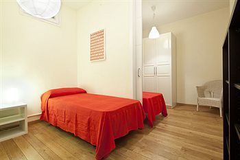 Fuster Apartments