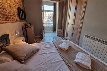 Fuster Apartments
