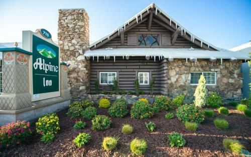 Hotel Alpine Inn