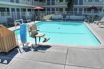 Motel 6 Atascadero