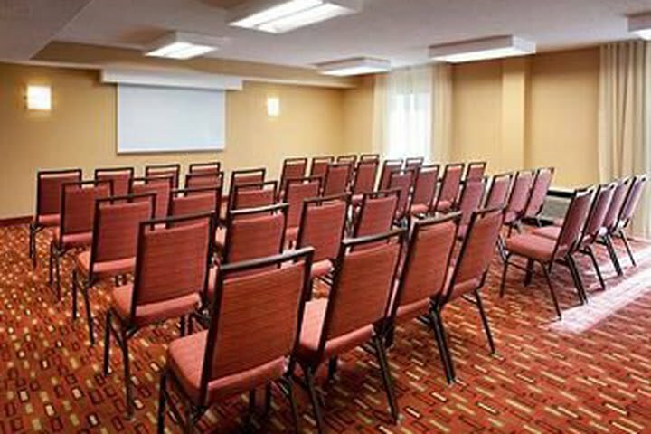 Hotel Courtyard By Marriott Bakersfield
