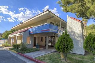 Motel 6 Barstow