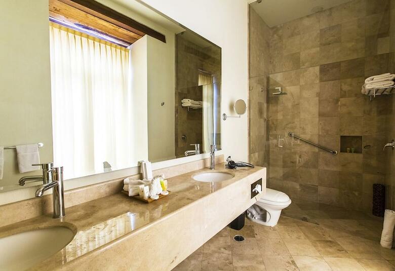 Hotel Parador De Alcal�