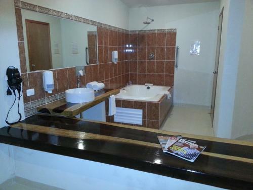 Posada Auto Hotel Para�so Inn