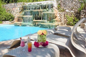 Hotel La Aldea Del Halach Huinic