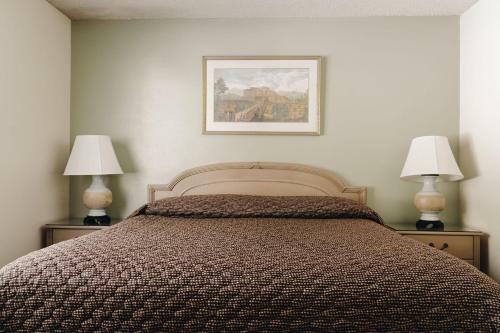 Hotel Vintage Lakeside Inn