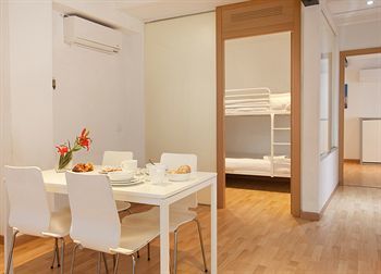 Gracia Apartments