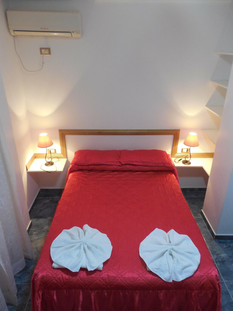 Victor Hotel