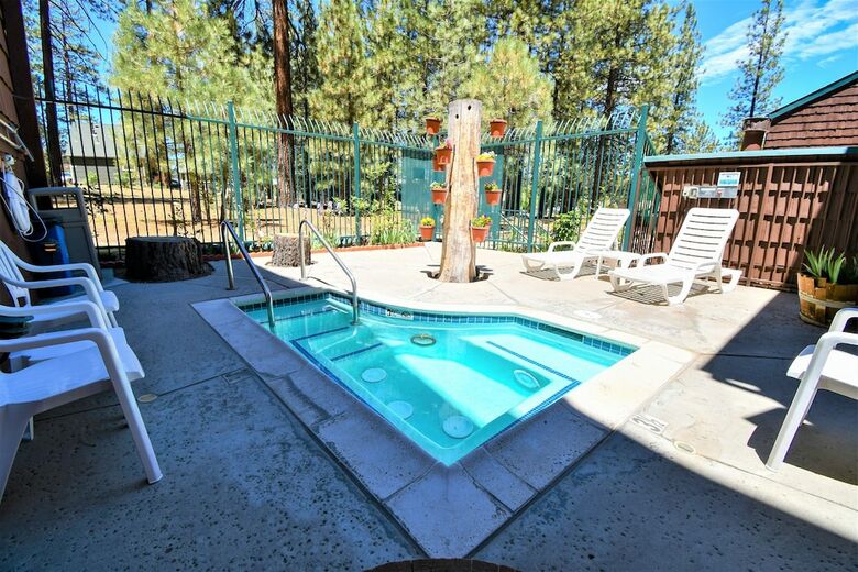 Hotel Snow Lake Lodge